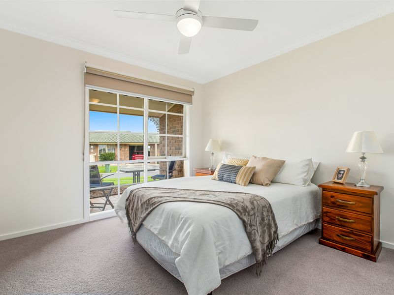 Fully Refurbished and Lovely Garden Outlook