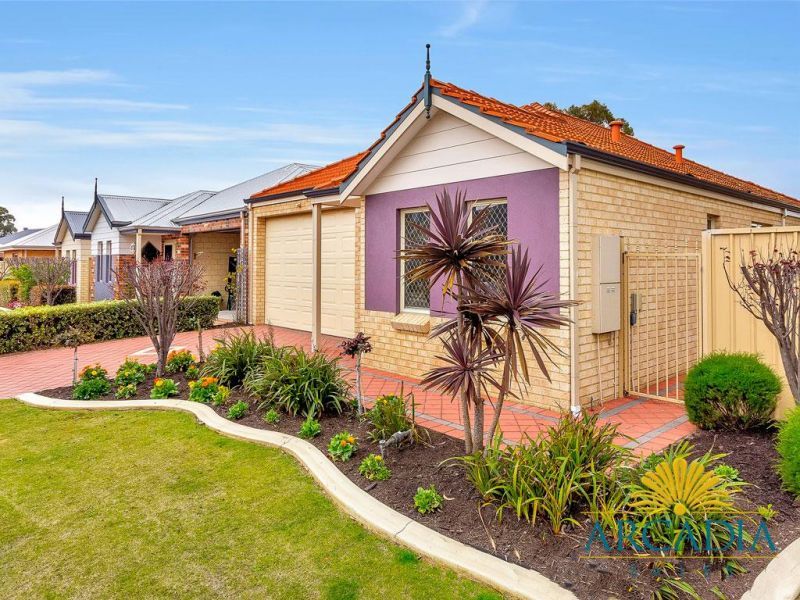 ARCADIA WATERS MANDURAH - Light & Bright, Carol 02 Design