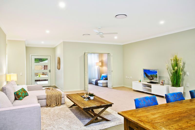 Spacious villa with double garage