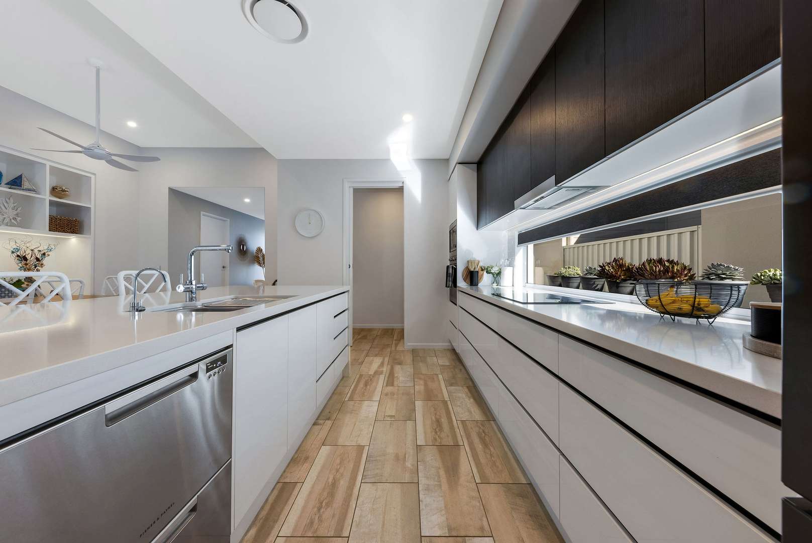 Downsize & Embrace the FULLEST of Lifestyles! Villa 60 GemLife