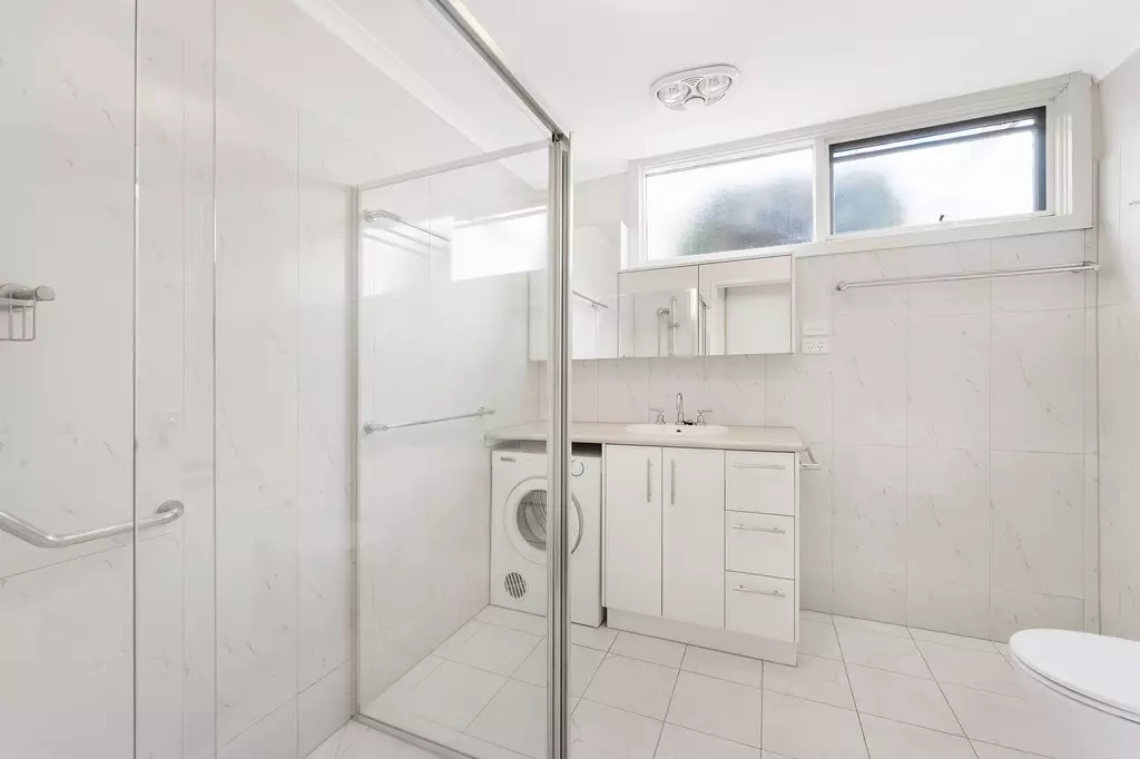 Forestwood Close Retirement Village a beautiful 1 Bedroom for Sale