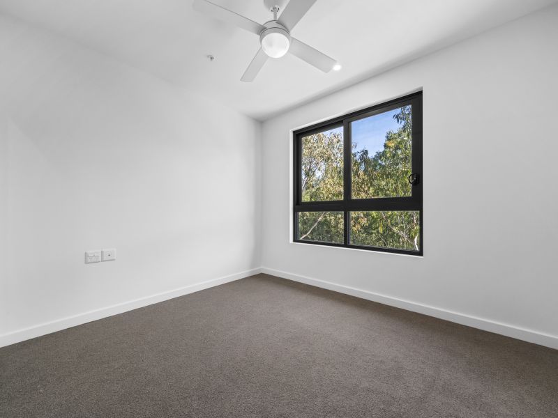 Spacious Living, Second Floor Position