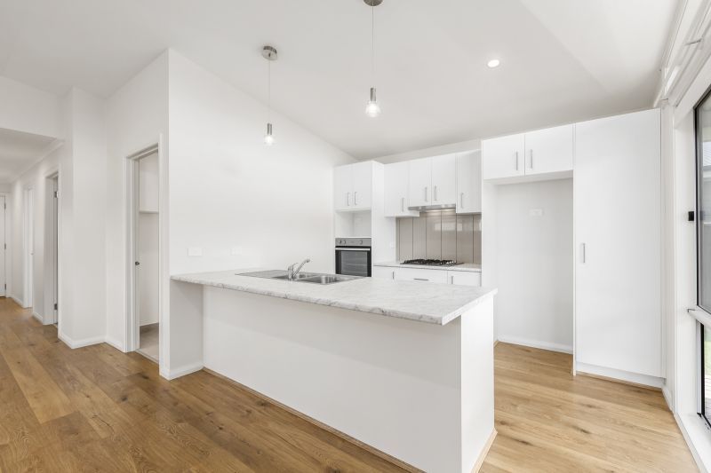 Beautifully Appointed 2 Bedroom Home + Study