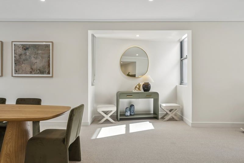 Light-filled Garden Apartment with Space, Privacy and Style