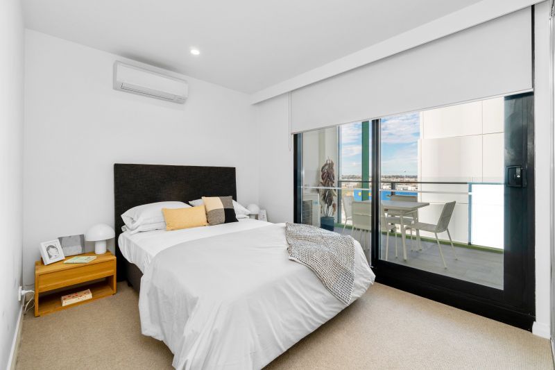 We've done all the work for you to move in Straight away at this Perfect Location!