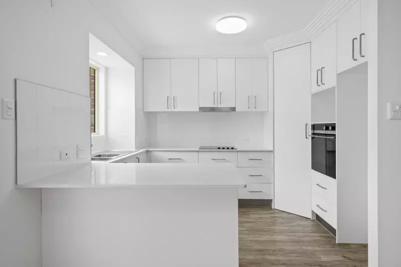 Generous 1-Bed Villa in the Heart of the Village