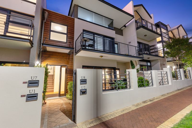 Modern Living in Prime Location!