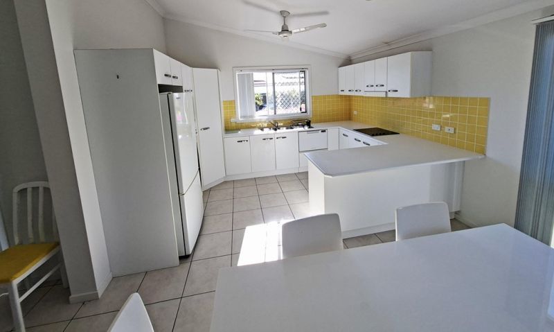 Ensuite, Study, Location