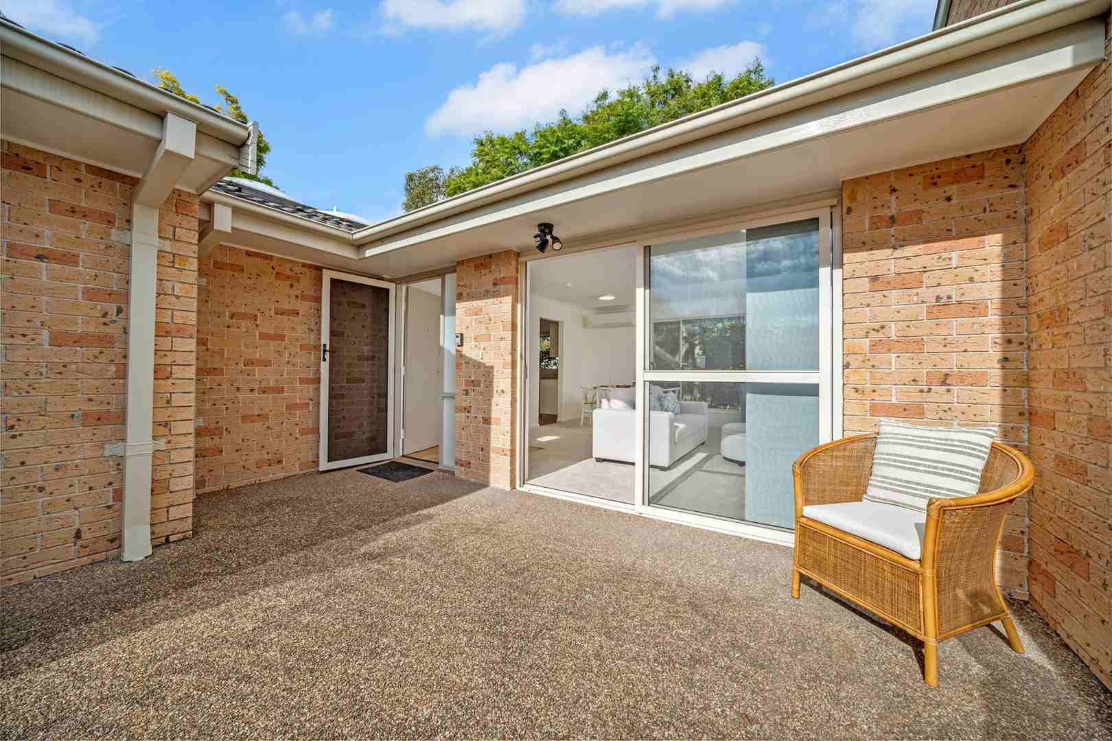 Light-filled 2 Bedroom Home