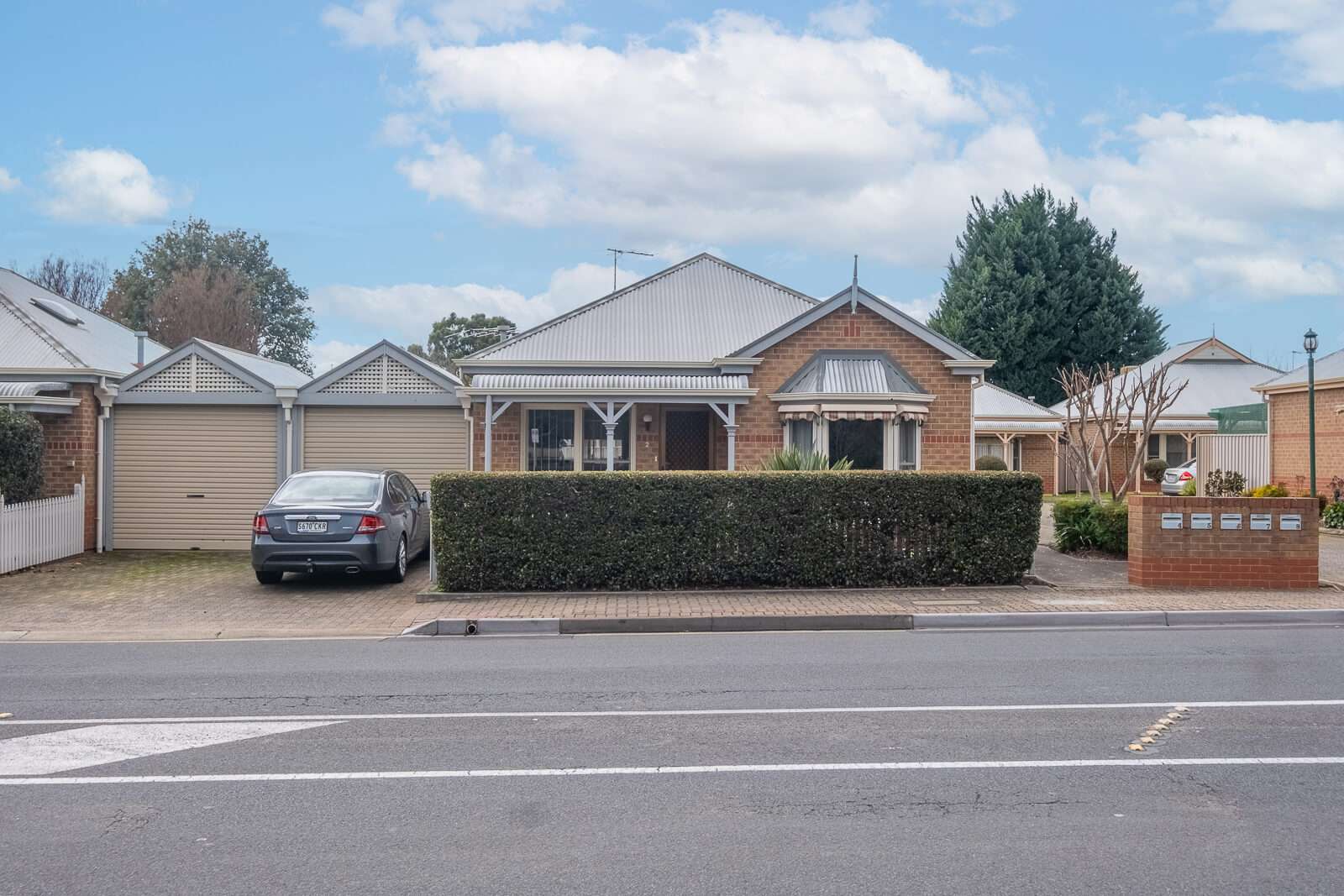 Resthaven Kingswood Retirement Living has eight cottage-units located opposite Mitcham Square Shopping Centre