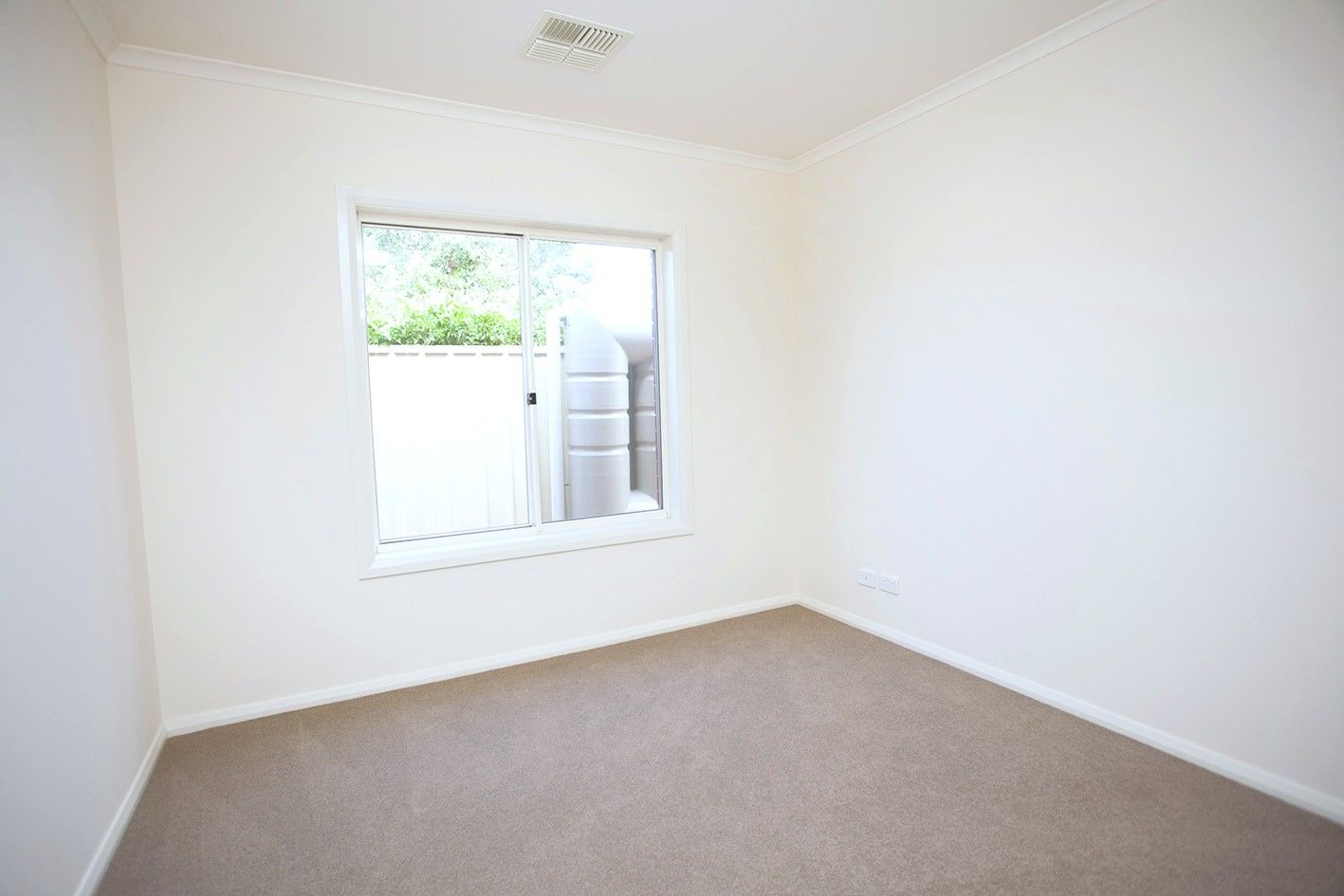 15 Plympton Mews, modern, 2 bedroom villa within a friendly community