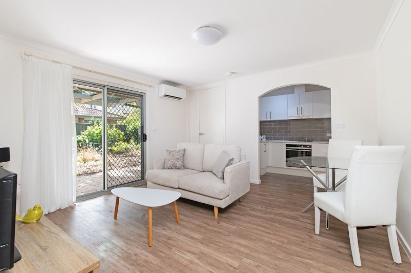 Live in this lovely unit while accessing the level of support you need when you need it!