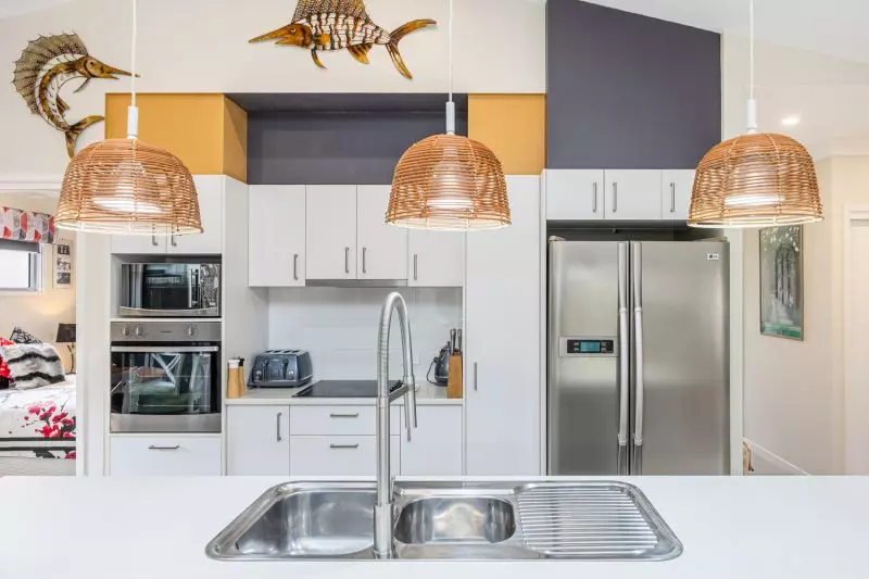 Stunning Tropical Hideaway!