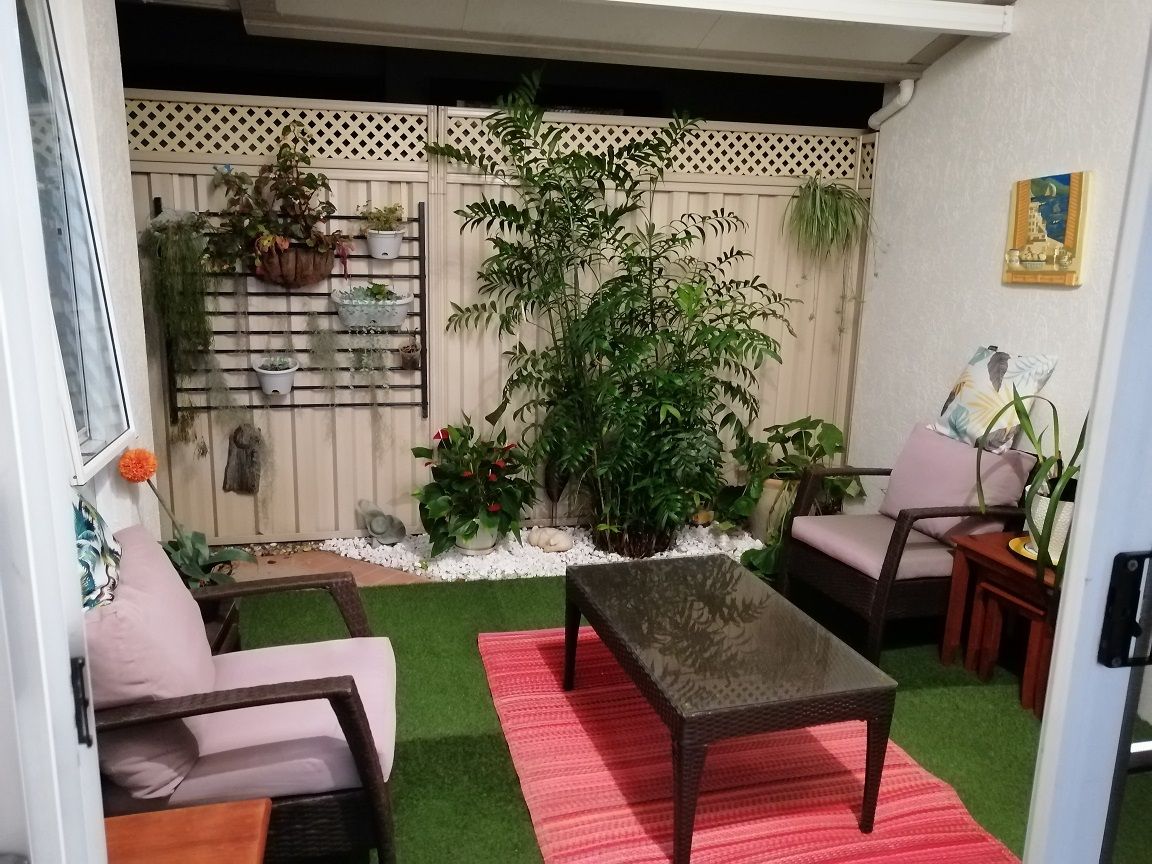 Great location for this two bedroom plus study in Palm Lake Resort Eagleby