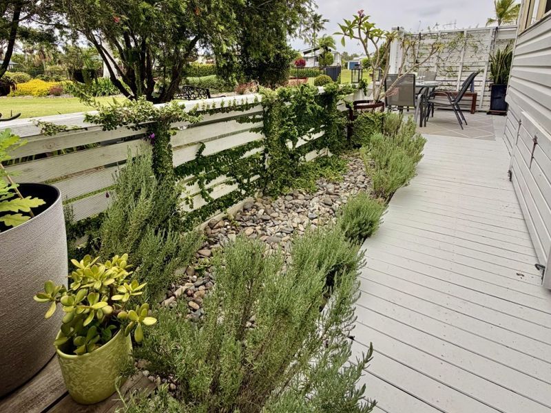 Stylish Living with Stunning Outlook