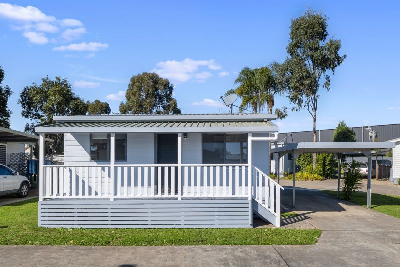 Fully Refurbished Home - Downsize in Style!