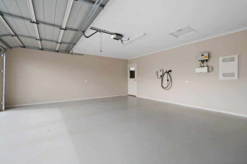 Relaxed Living with Style and Space!