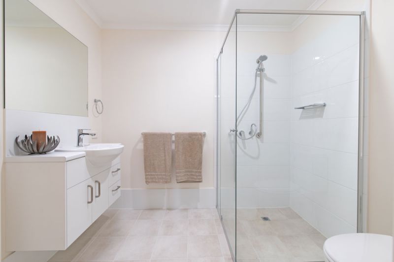 This lovely unit has street frontage