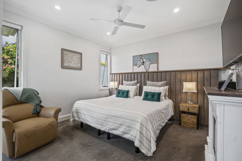 Prestige Living at It's Best!  Spacious, Luxurious... and a short stroll to the Country Club!