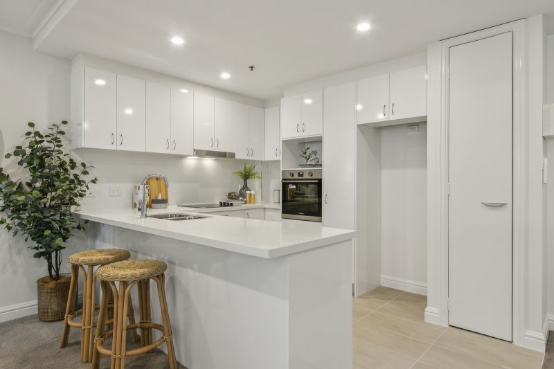 Light, bright & spacious two-bedroom apartment