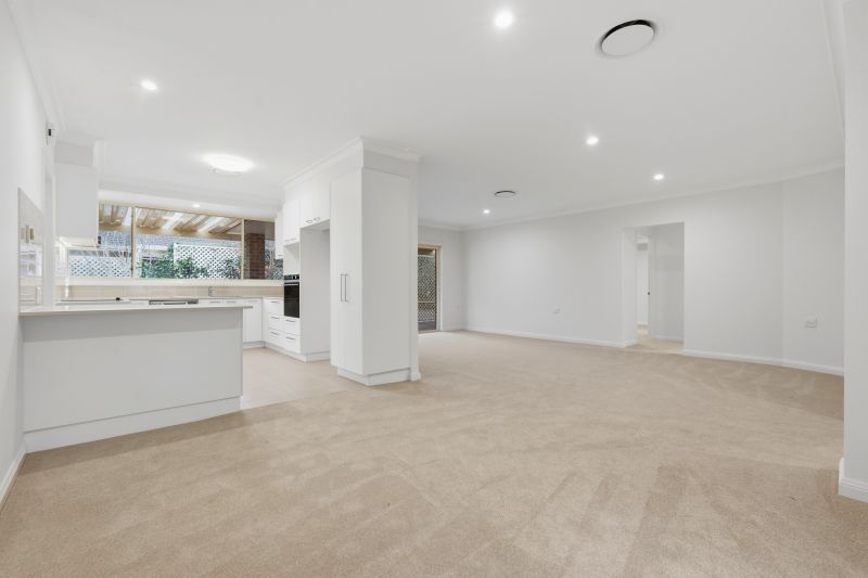 East facing enclose sunroom, perfect for the entertainer