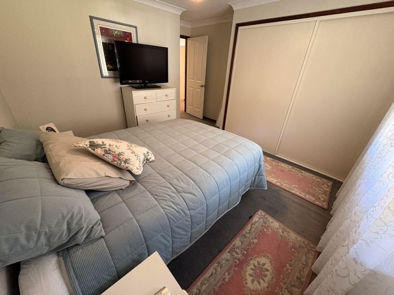 Great Position in Charming Community!