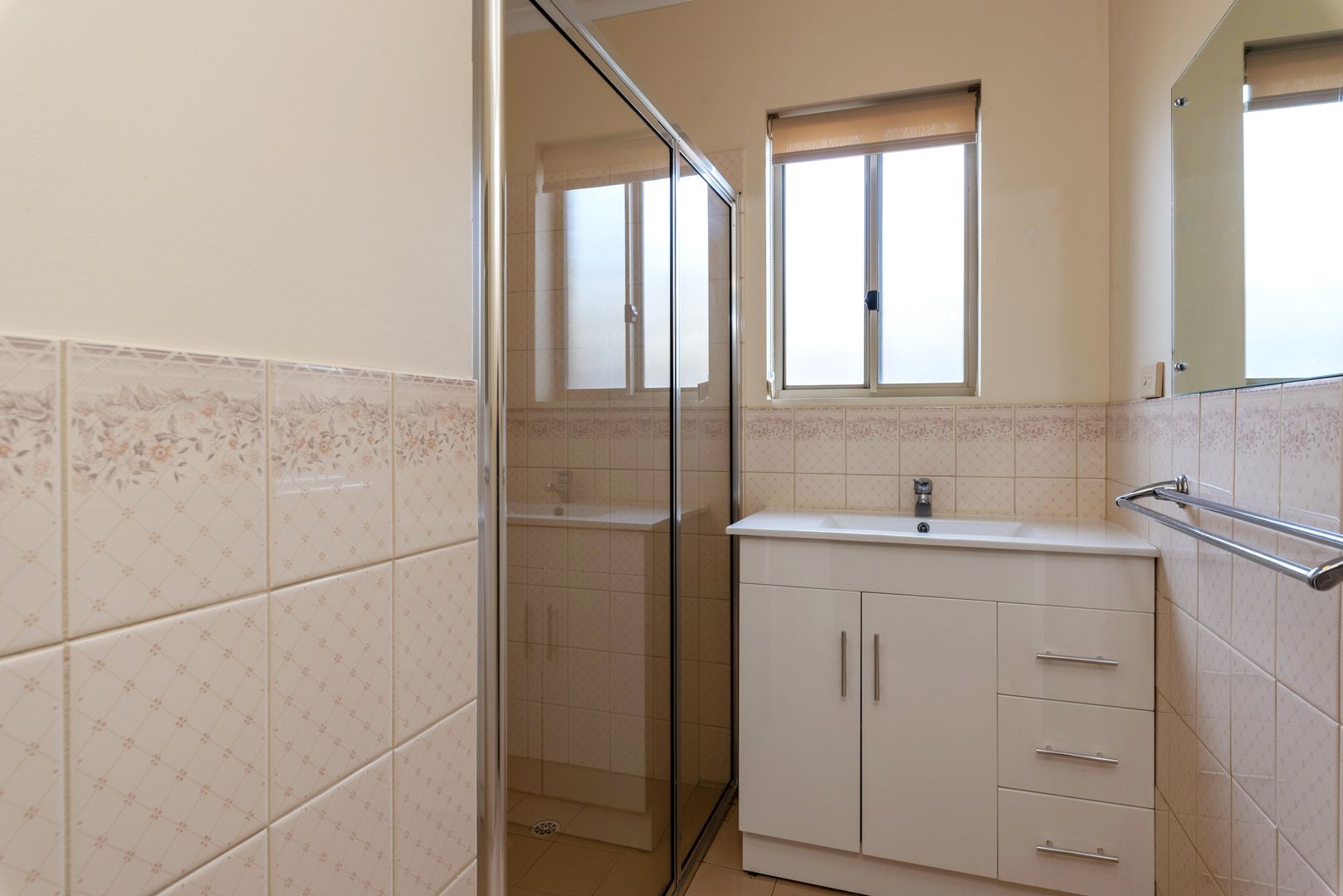 Quiet Location - Walk to Main Street