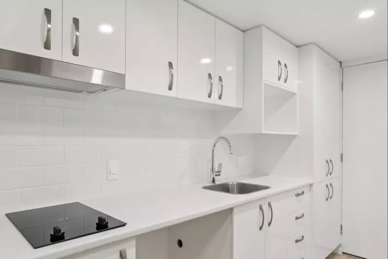 Studio apartment with lush green views