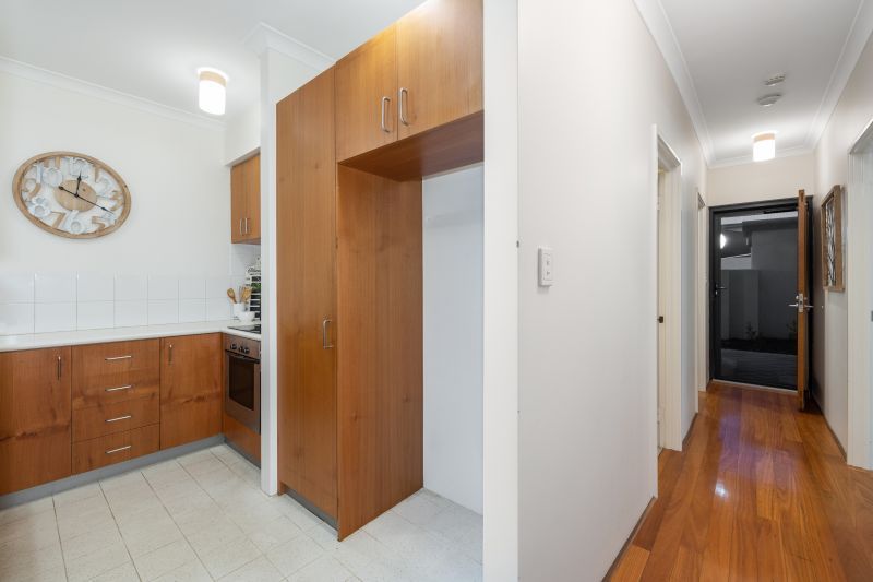 Modern living and superb location!