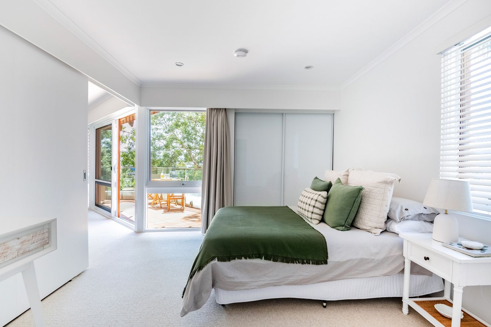 Refurbished One Bedroom Apartment with Private Balcony