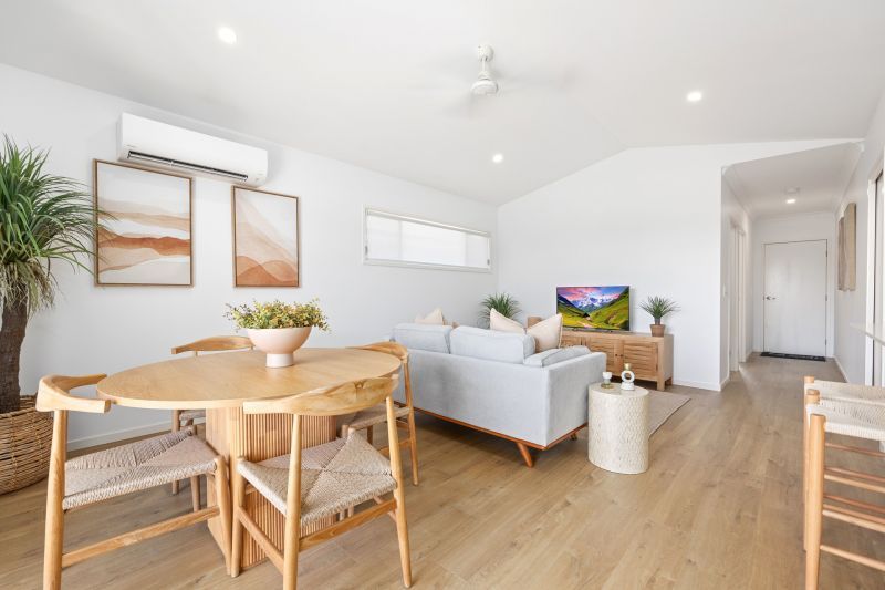 Great Investment Opportunity OR Buy Now Move in Later!