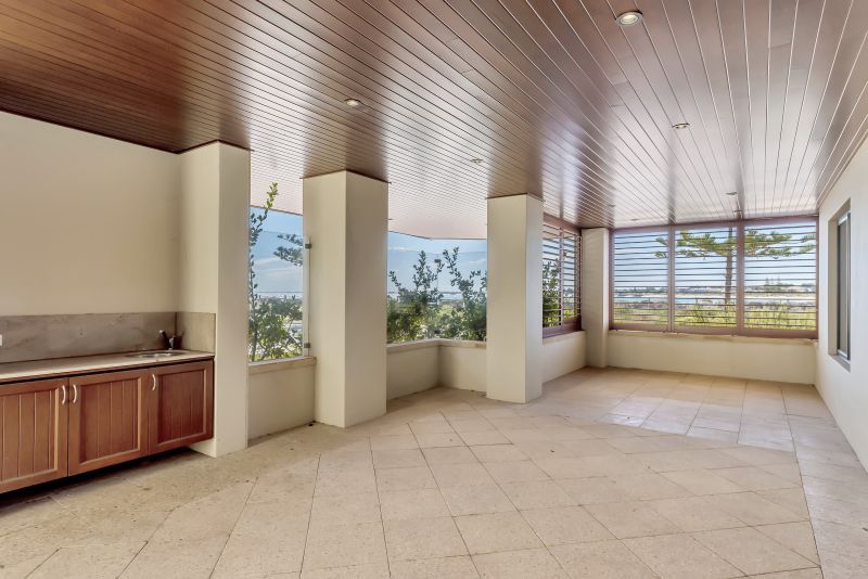 Absolute Beachfront!