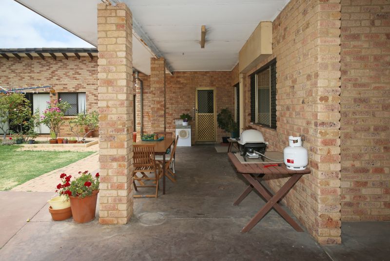 180 degree ocean views!