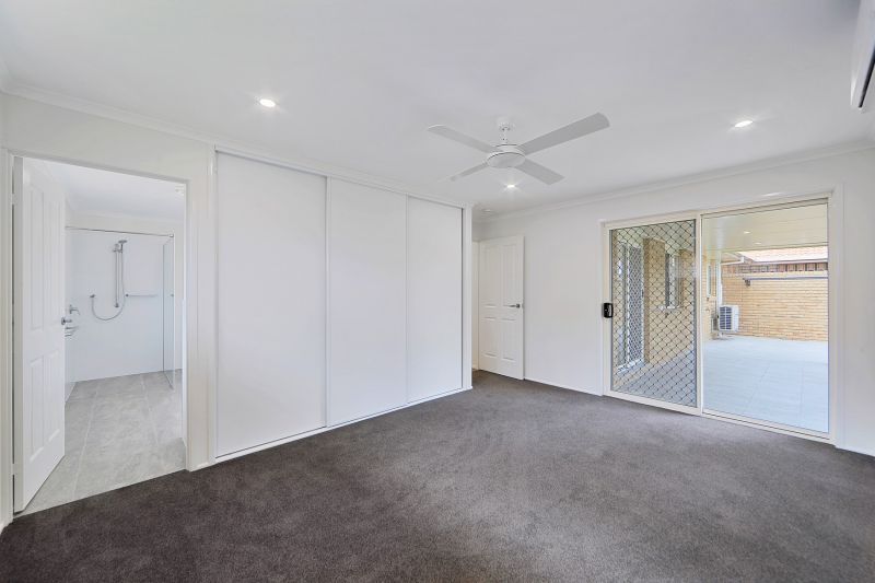 Lush garden surrounds with all the space you need!