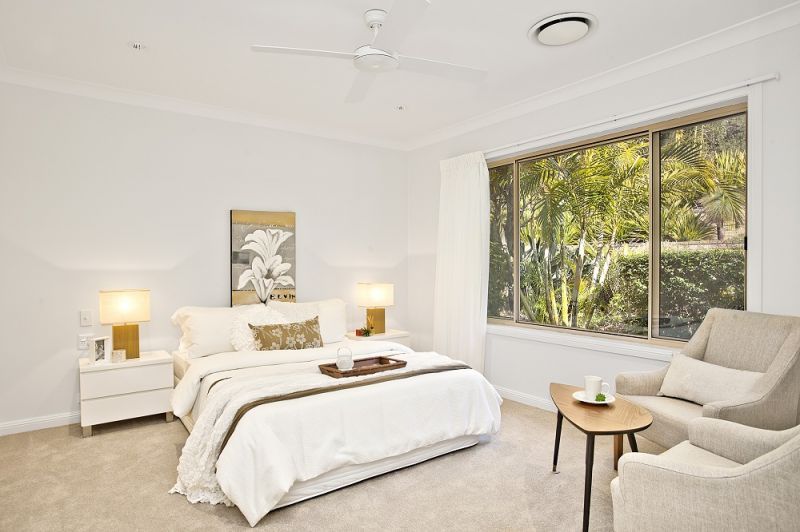 Luxury Retirement Living – Spacious fully renovated 3 bedroom villa with double garage.