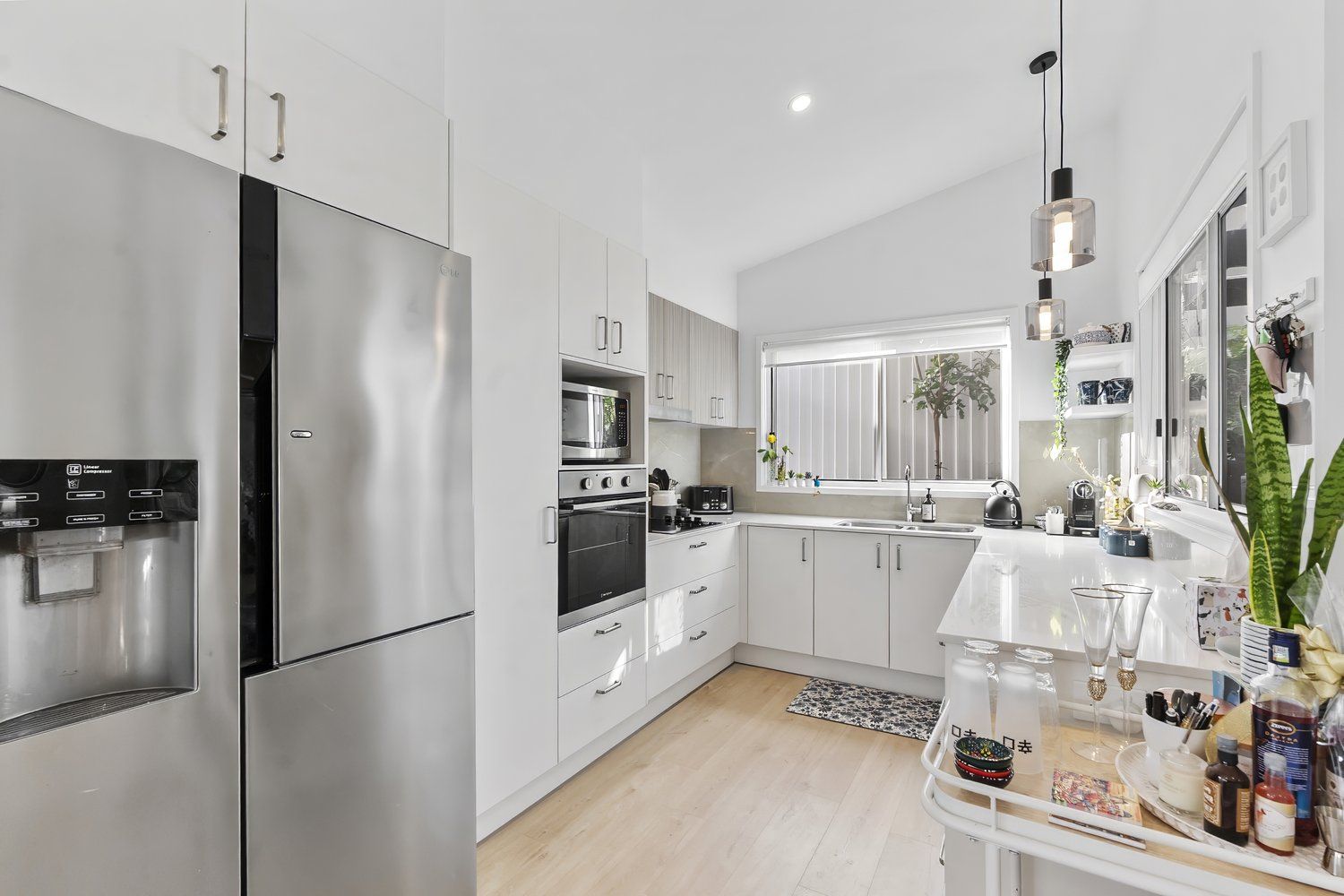 Light, Space and a Private Alfresco Retreat