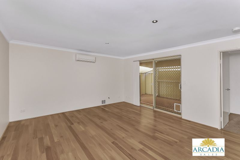 ARCADIA WATER MADDINGTON - Ideal Location, Close to Clubhouse, 2 Bedroom + Study