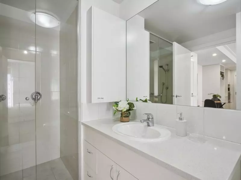 Bright, Spacious and Ready to Move Into