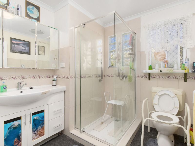 Burleigh Town Village, an Over 50's Pet friendly Residential Park