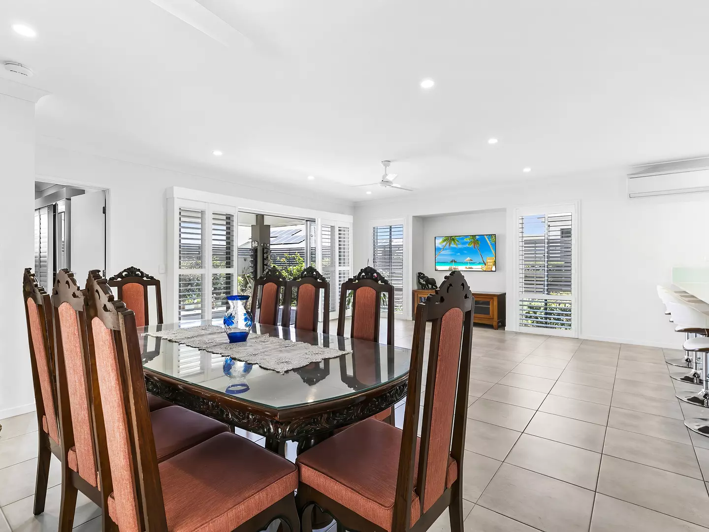 Halcyon Glades - Elegant Corner Block Home Perfect for Downsizers