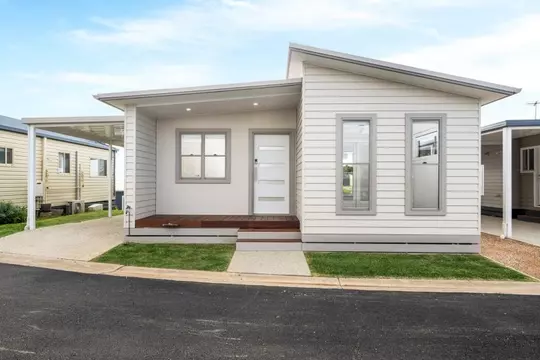 Site R28 - new home at Pelican Shores