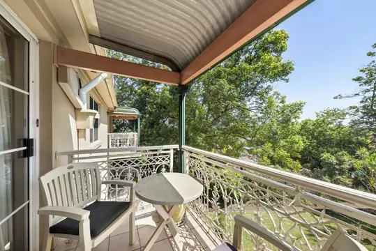 Rare larger 1 bedder with superb garden green outlook