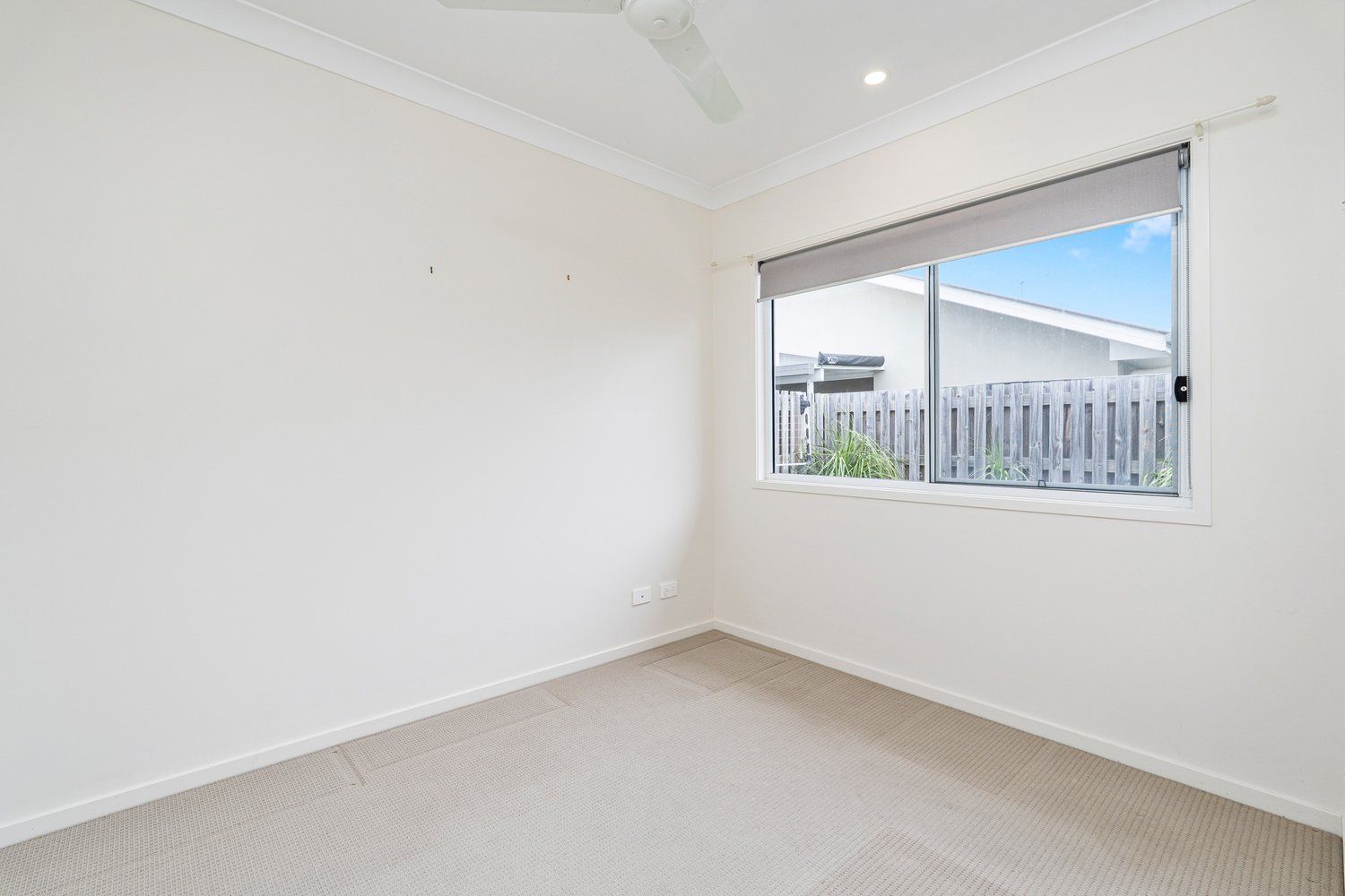 Bright, Stylish Home - Perfect for Easy Living!