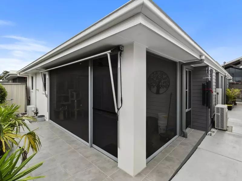 Site 100 - Established Davenport