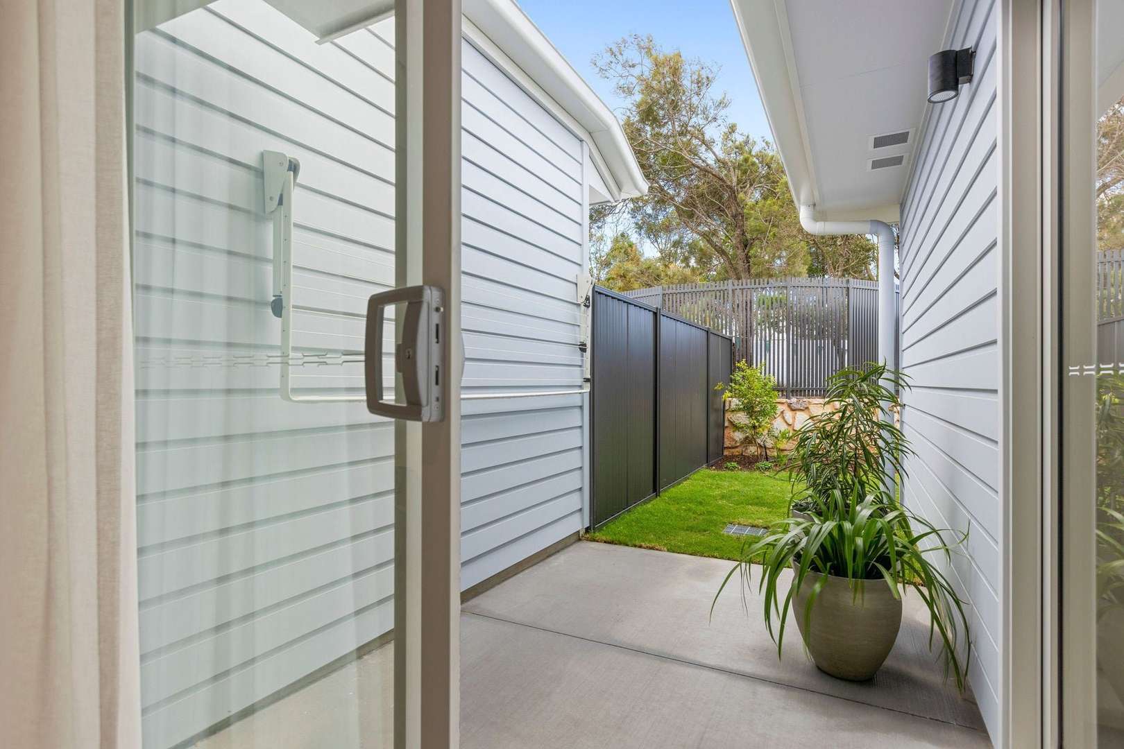 Coastal Comfort Meets Effortless Living