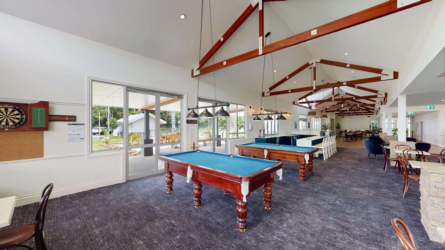 Designer Living, Outdoor Kitchen