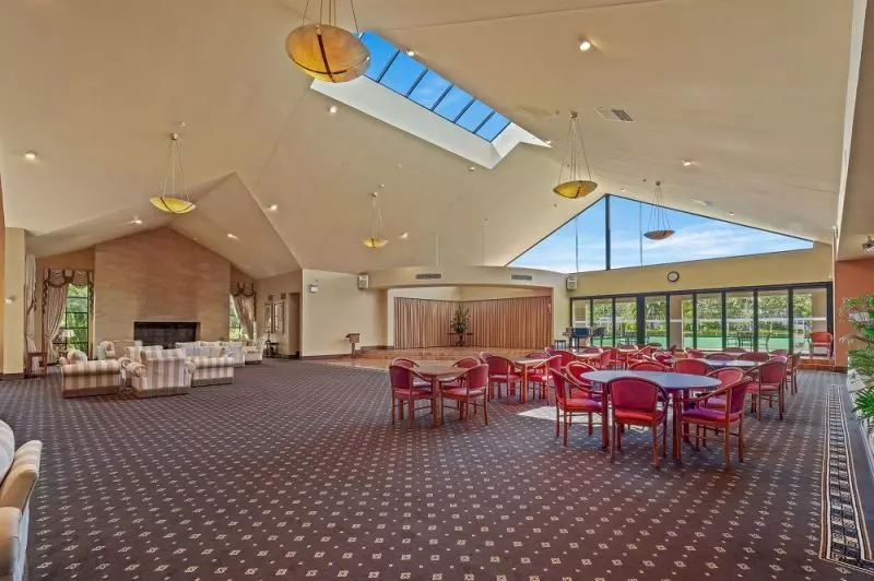 Modern, comfortable villa in quiet location!