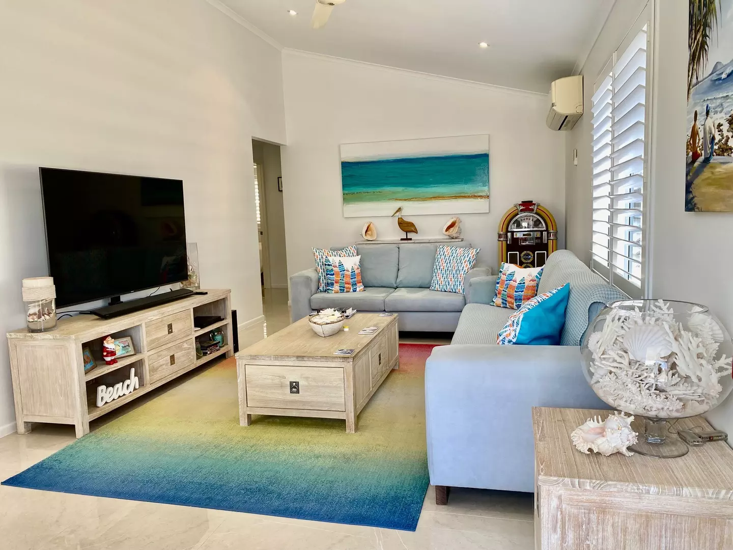 FRESH COASTAL LIVING