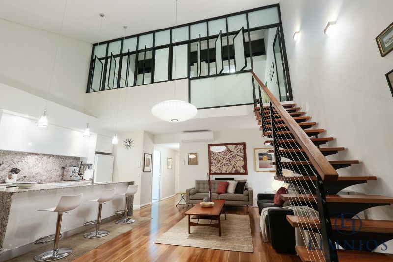 Warehouse Terrace Style Apartment With 3 Bedrooms Plus a Study!!