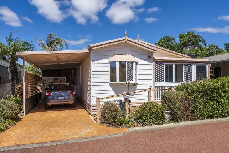 Riverside Gardens Estate - Site 122